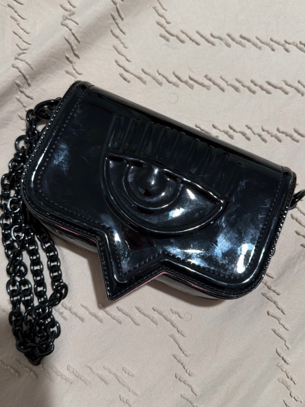 Chiara Ferragni Glossy Black Eye-Accent Crossbody